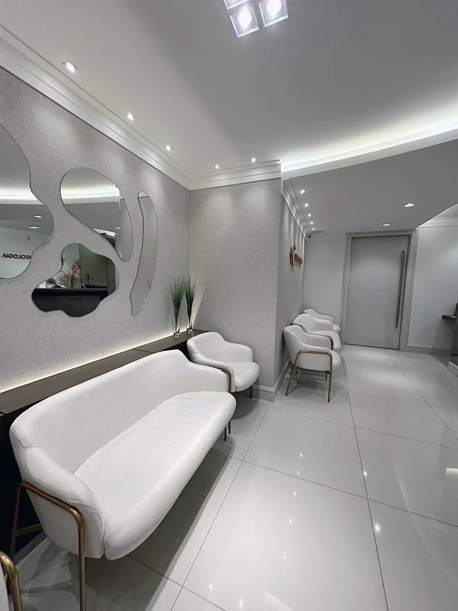 Ambiente acolhedor da FC Dermatologia em Blumenau