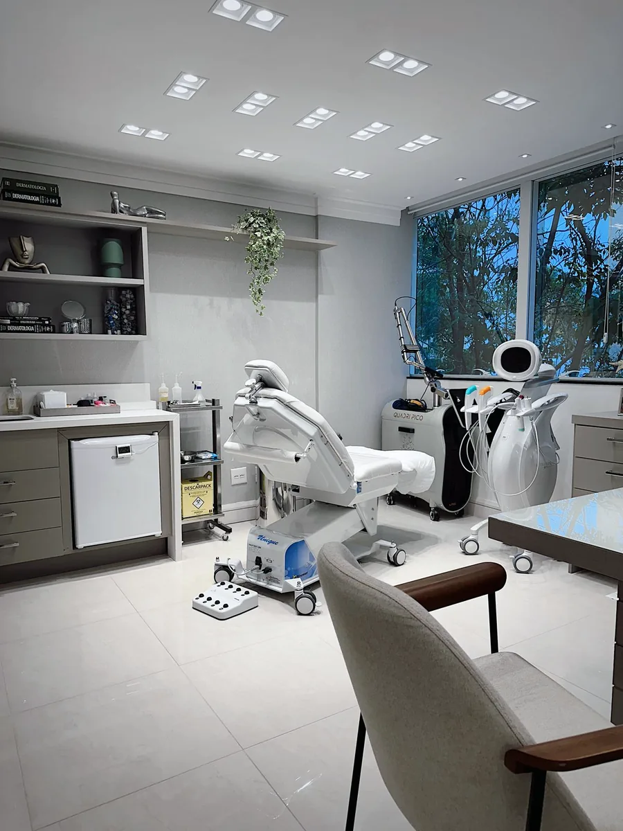 Estrutura da clínica FC Dermatologia em Blumenau